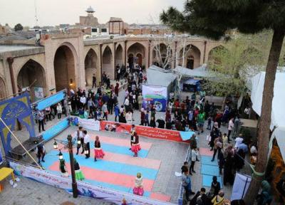 350 برنامه متنوع فرهنگی در جشنواره فرهنگ و سنن قزوین برگزار گردید